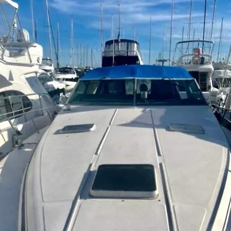 Victory Yacht Botel Beaulieu-sur-Mer